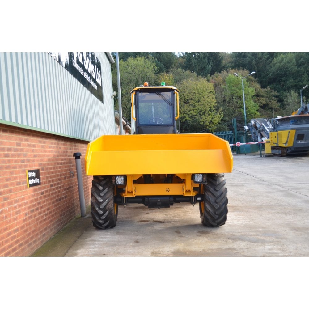 JCB Previews Hi Viz 7 Tonne Site Dumper 